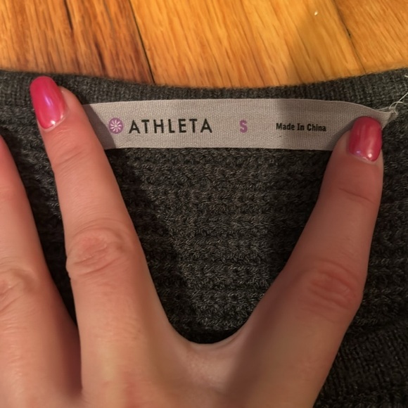 Athleta Women’s Gray Sweater Size Small - Picture 2 of 3